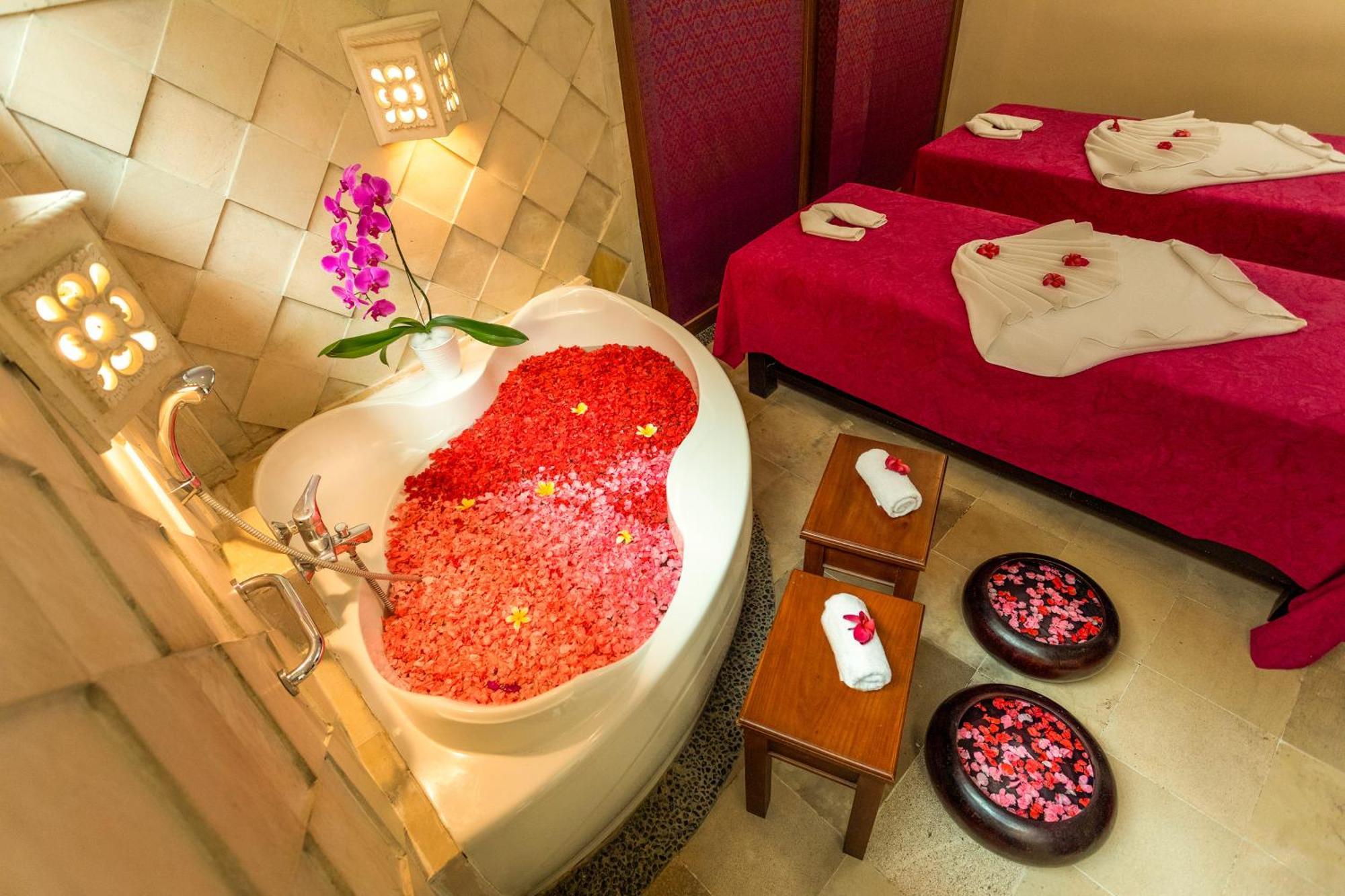 Risata Bali & Hotel Kuta (Bali)