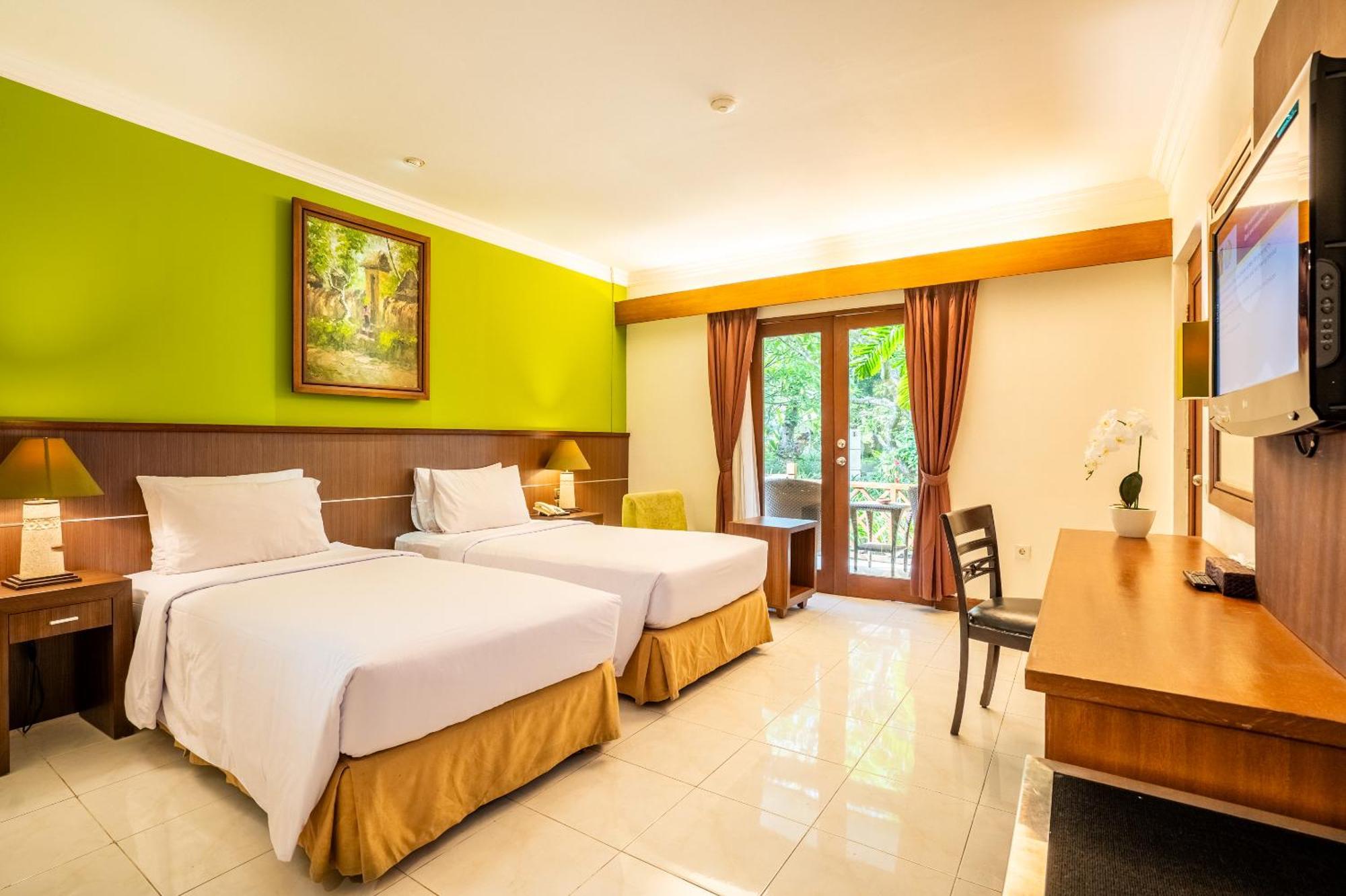 Hotel Risata Bali & 4*